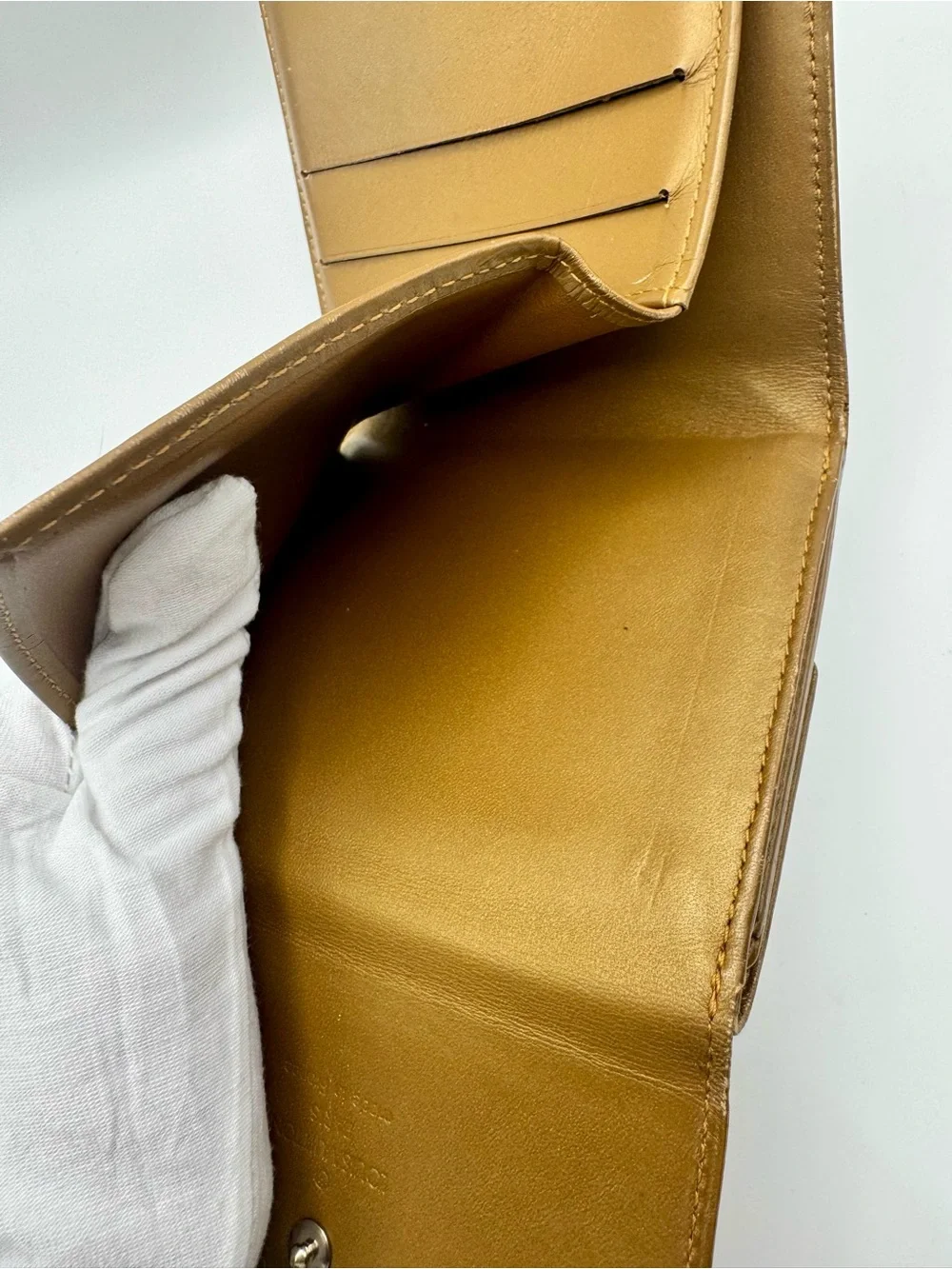 Louis Vuitton Verniz Gold Compact Embossed Monogram Wallet